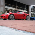 Lotus Elise in front of Indianapolis Hilton