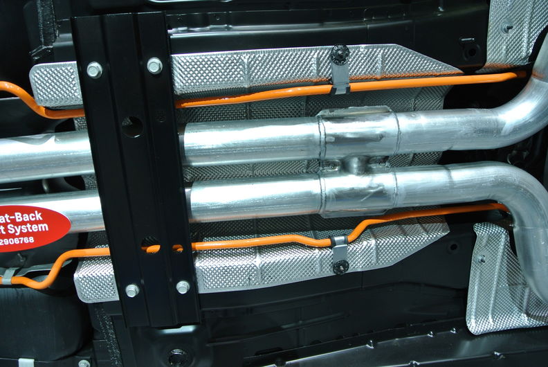 2014 Sema Camaro GM Parts (123).JPG