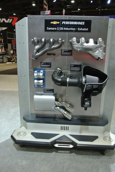 2014 Sema Camaro GM Parts (164).JPG