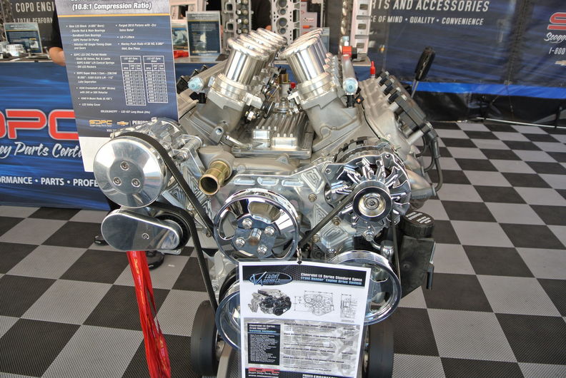 2014 Sema GM Engines (118).JPG