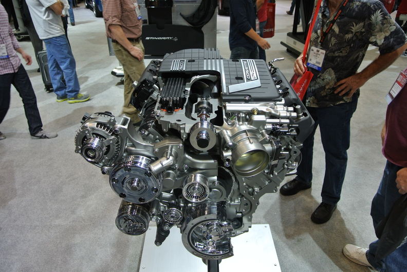 2014 Sema GM Engines (129).JPG
